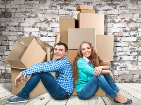 Removal van service in Shoreditch with a local moving team