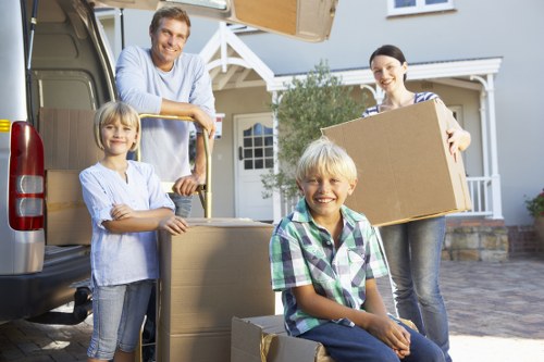 Free quote policy for a Shoreditch removal van service